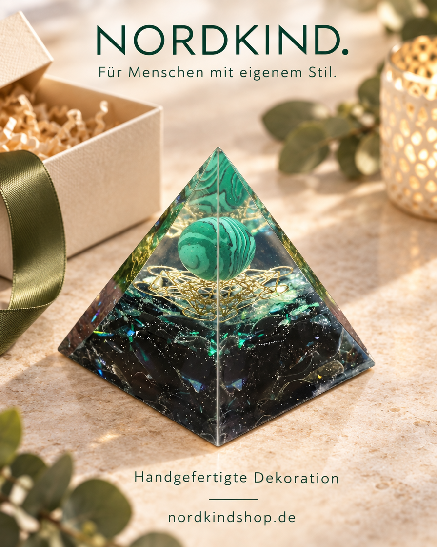 Prisma Form – Grün-Schwarz · Kugel